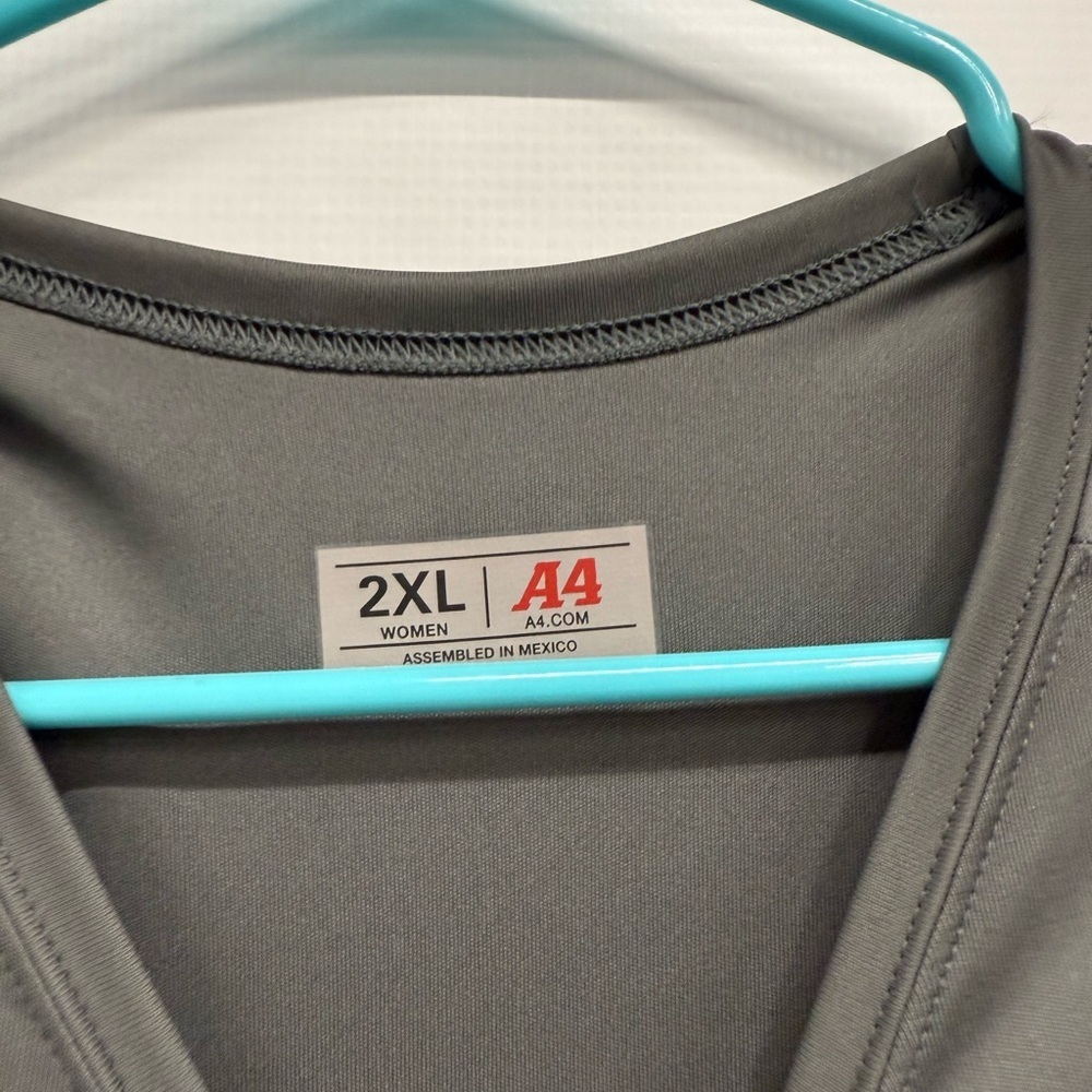A4 Women’s Dry Fit Tshirt - Picture 3 of 3